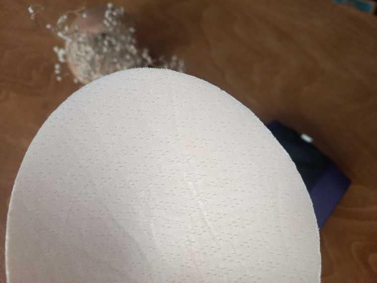 پد دارای منافذی برای رد وبدل شدن هوا