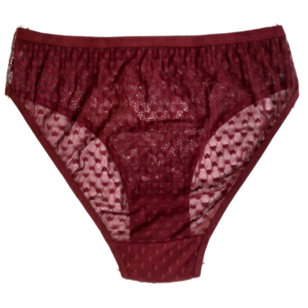 نمی پشت شورت